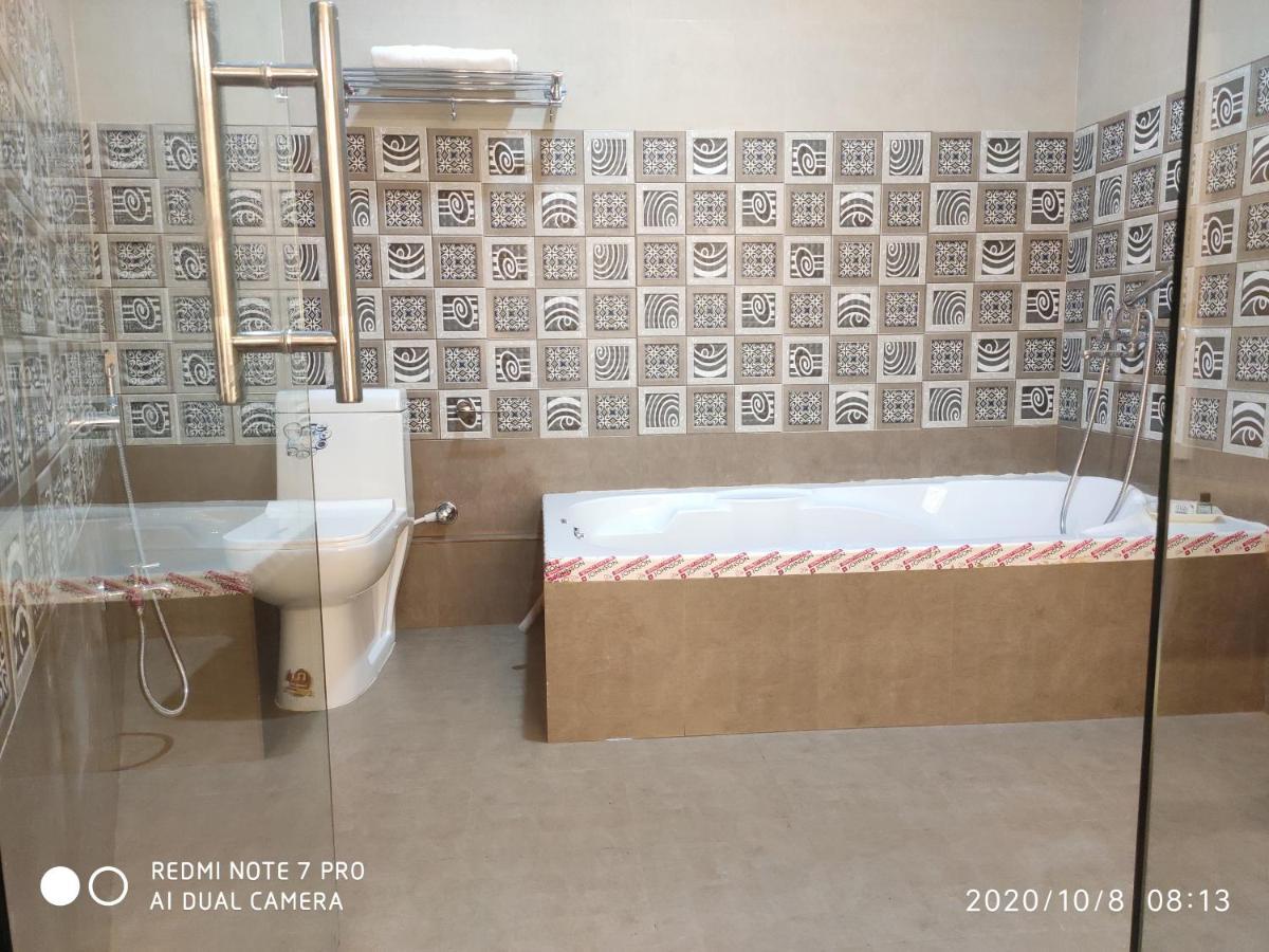 The Pearl Hotel Puri Exterior photo